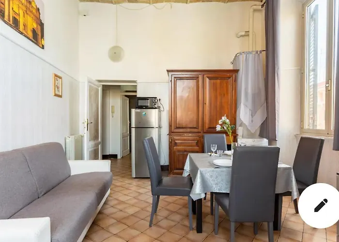 3b Domus St Peter Centro "residenze Romane " Apartamento